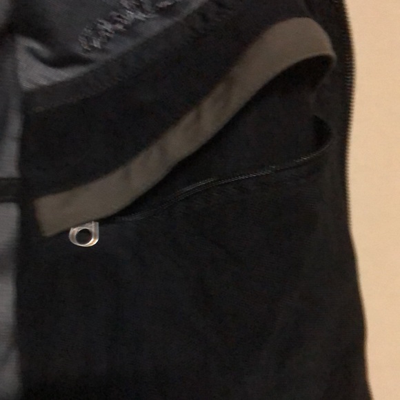 #1175 L.L Bean windbreaker khaki Green waist drawstring zip pockets Med Reg - Picture 7 of 10